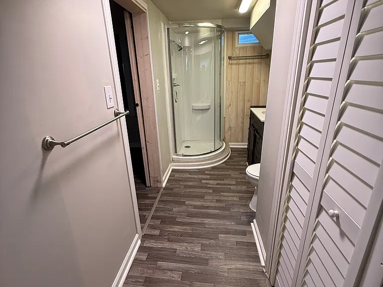 106 E Walnut St #1 — Photo 29