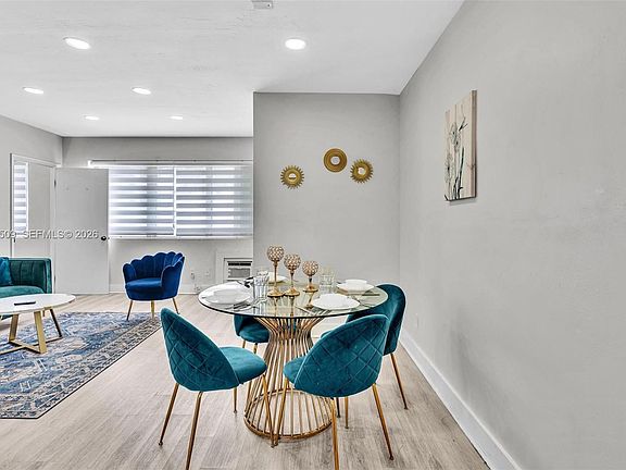 4th image of 10000 E Bay Harbor Dr APT 18