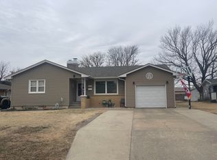 1278 N Seitz St, Russell, KS 67665