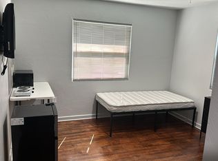 2310 N Powers Dr, Orlando, FL 32818