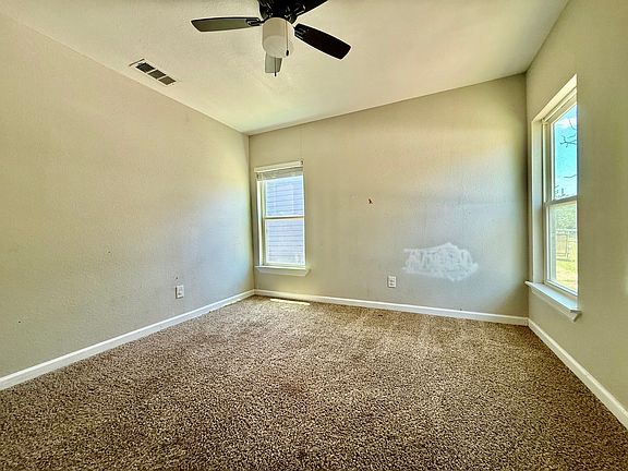 5th image of 1521 Withers St