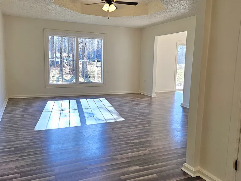 11901 Deer Creek Ln — Photo 8