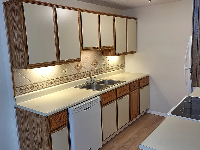 15 Blackstone Dr #25 — Photo 6