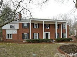 9 Granada Way, Saint Louis, MO 63124