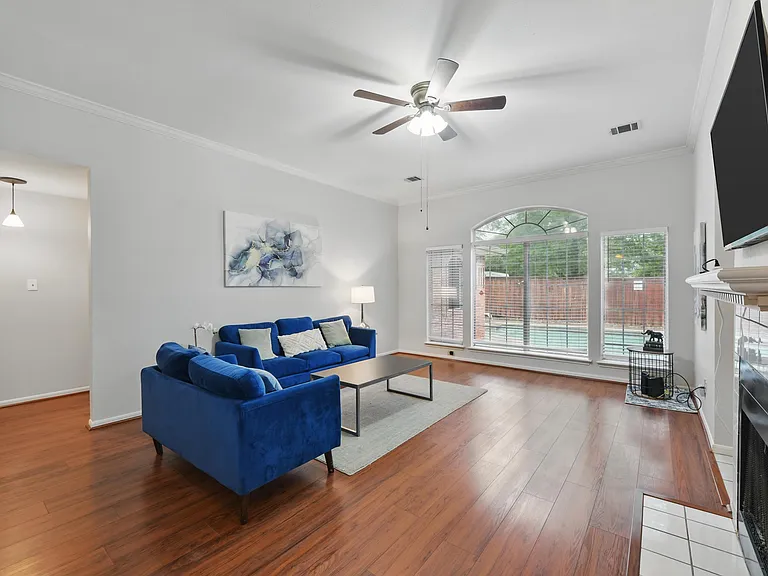 2432 Covington Dr — Photo 47