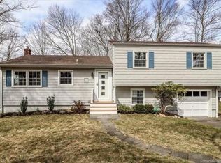 16 Pine Dr, Westport, CT 06880
