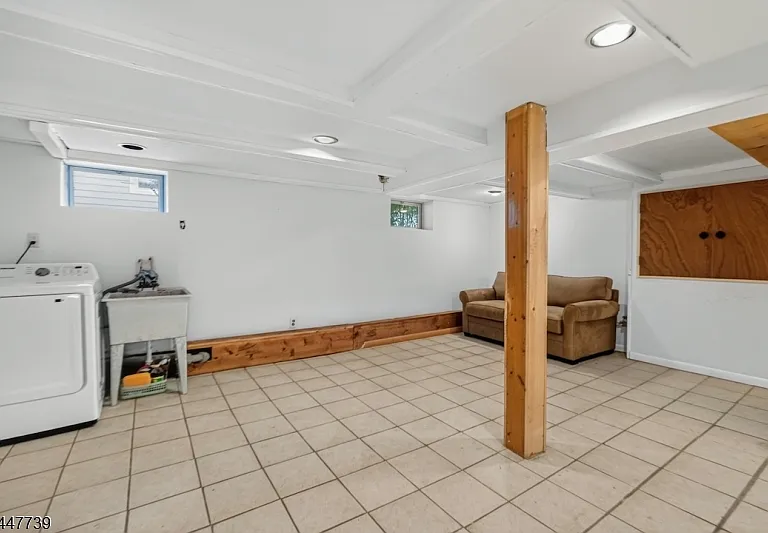 95 Park Ave — Photo 15