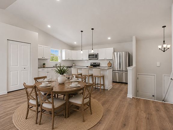 i2060 9.0 Nook Virtually Staged