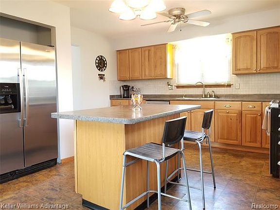 5th image of 21860 Brimley Ct