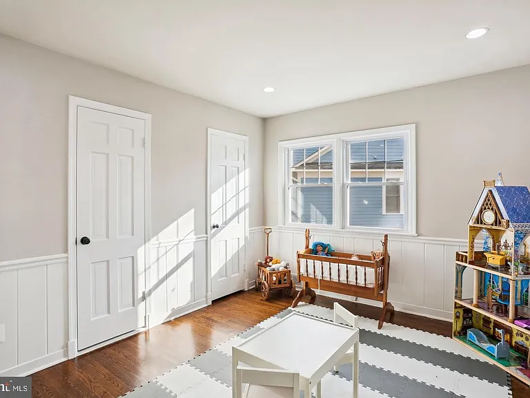 7832 Fulbright Ct — Photo 8