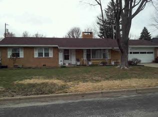 405 Dennis Dr, Danville, IL 61832