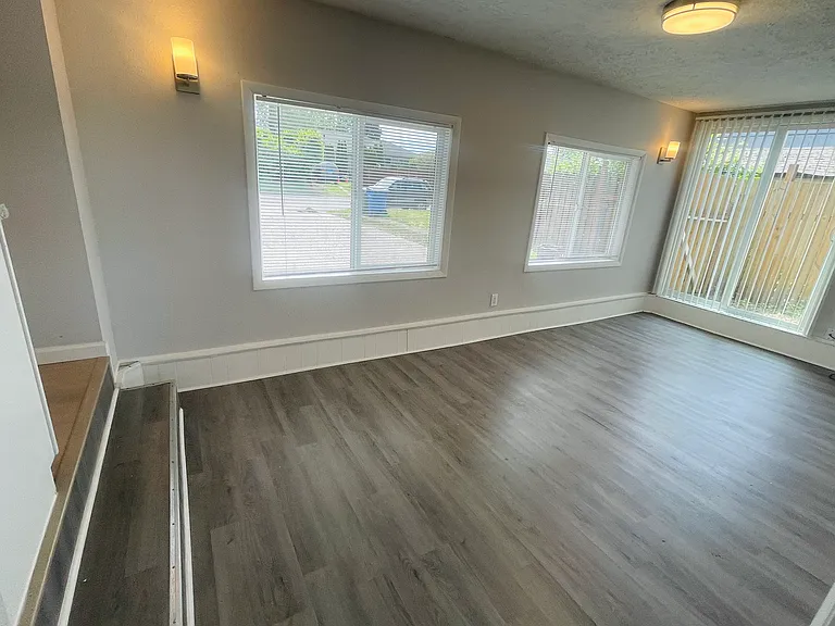 8516 Silver Star Ave #B — Photo 4