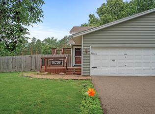 12008 Ibis Cir NW, Coon Rapids, MN 55448