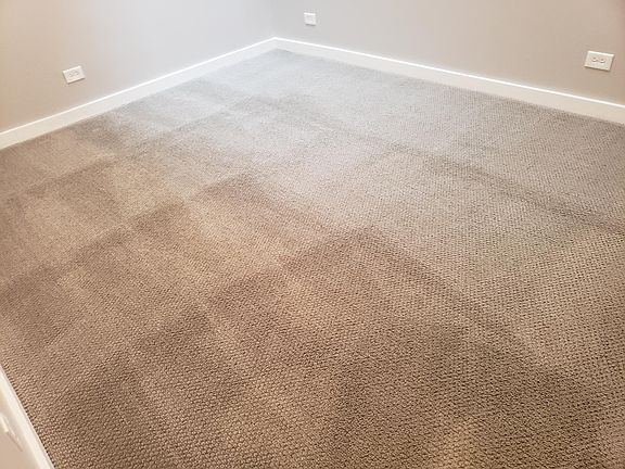 4th image of 7058 N Clark St #203