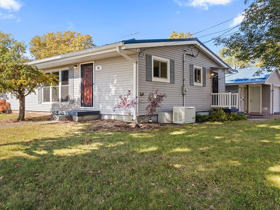 1st image of 527 Strayer Dr