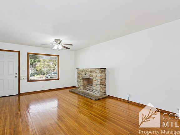 3rd image of 1810 N Garland St
