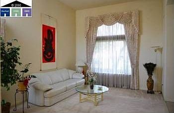 4th image of 30549 Meridien Cir