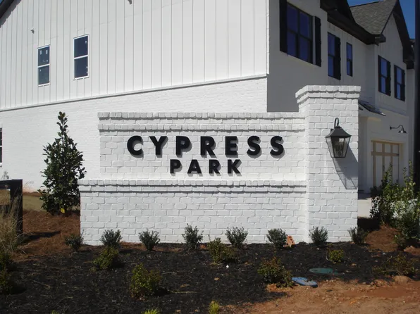 4717 Cypress Park Dr, Gainesville, GA
