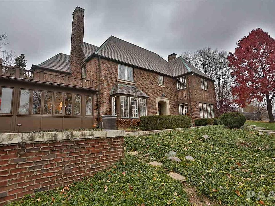 4543 N Grandview Dr, Peoria Heights, IL 61616 Zillow