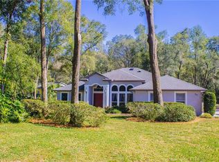 713 N Ridgewood Ave, Deland, FL 32720