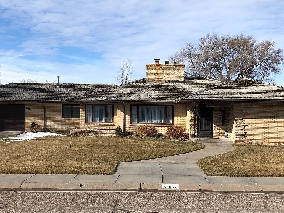 1st image of 689 Babcock Ave