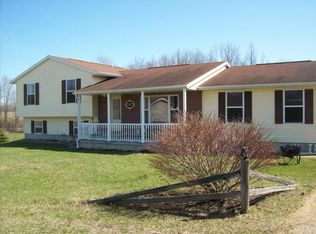 2167 Walking Horse Ln, Allegan, MI 49010