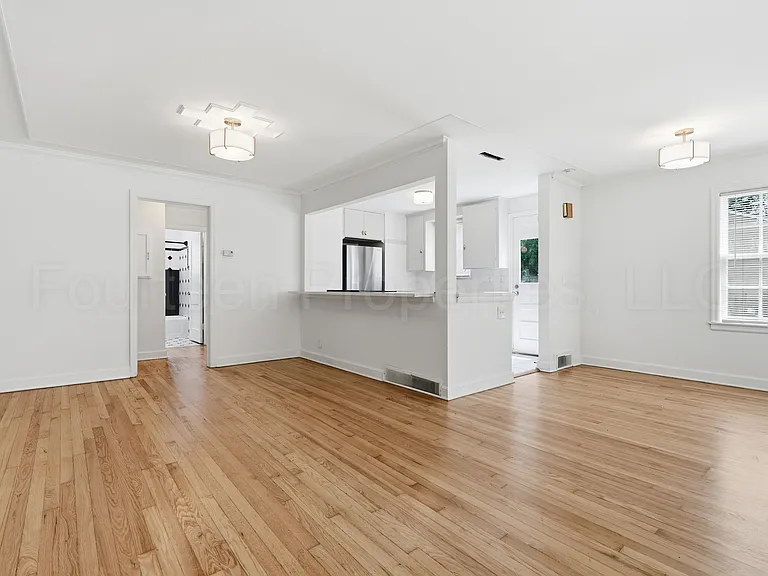 8117 Walnut St — Photo 3