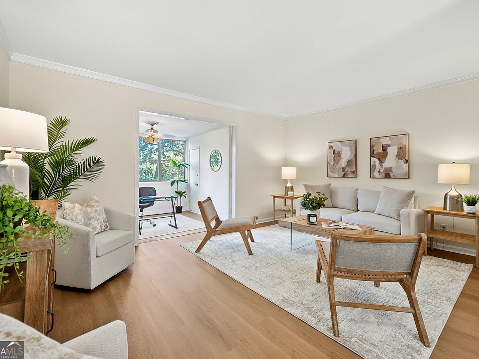 1st image of 73 Montre Sq NW