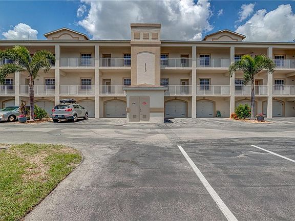 2nd image of 17120 Terraverde Cir Unit 8