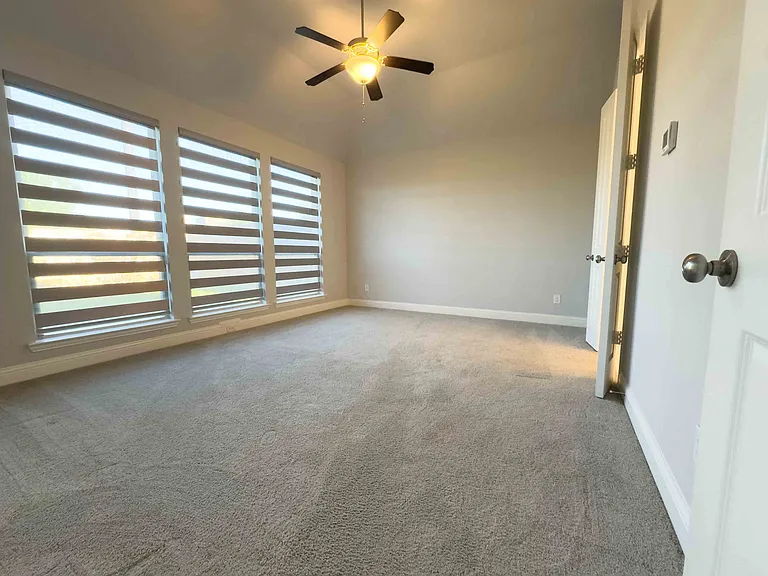 4449 Tall Knight Ln — Photo 17