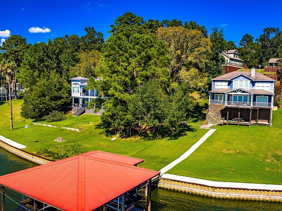 1st image of Cedar Ln