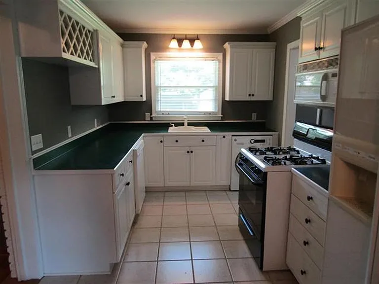 5012 N Peg Ln — Photo 8