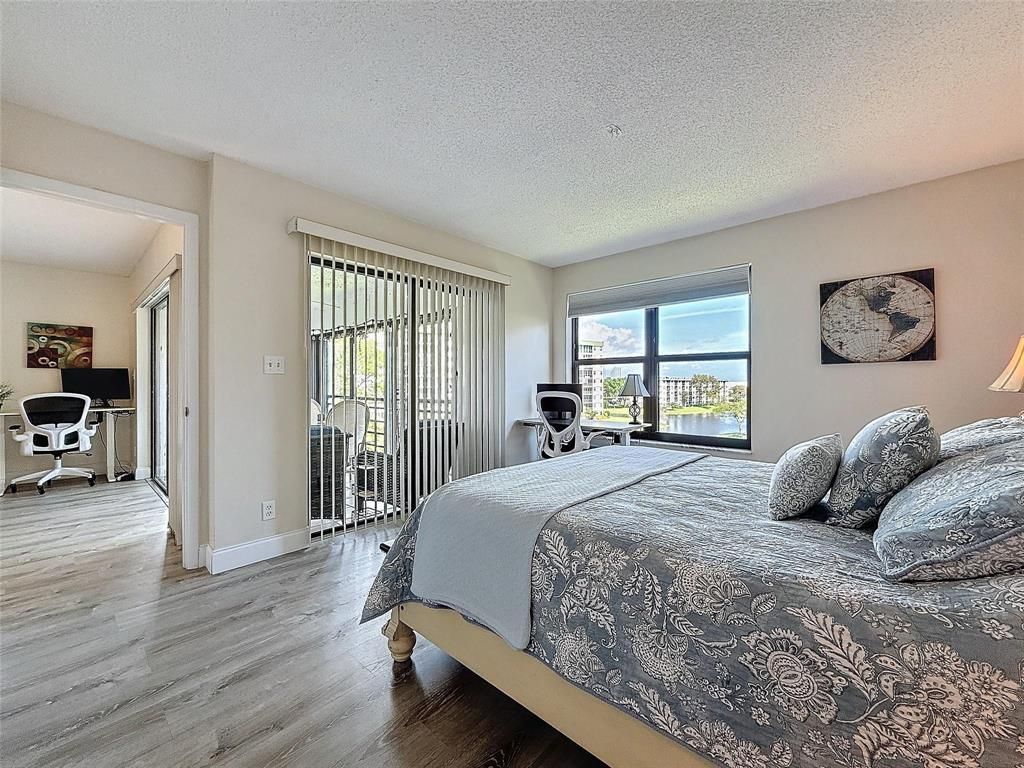 2309 S Cypress Bend Drive #515, photo 8