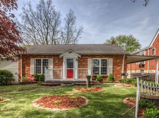320 Geneva Dr, Saint Louis, MO 63125
