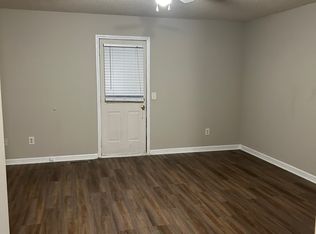 426 Greenlawn Dr #B, Asheboro, NC 27203