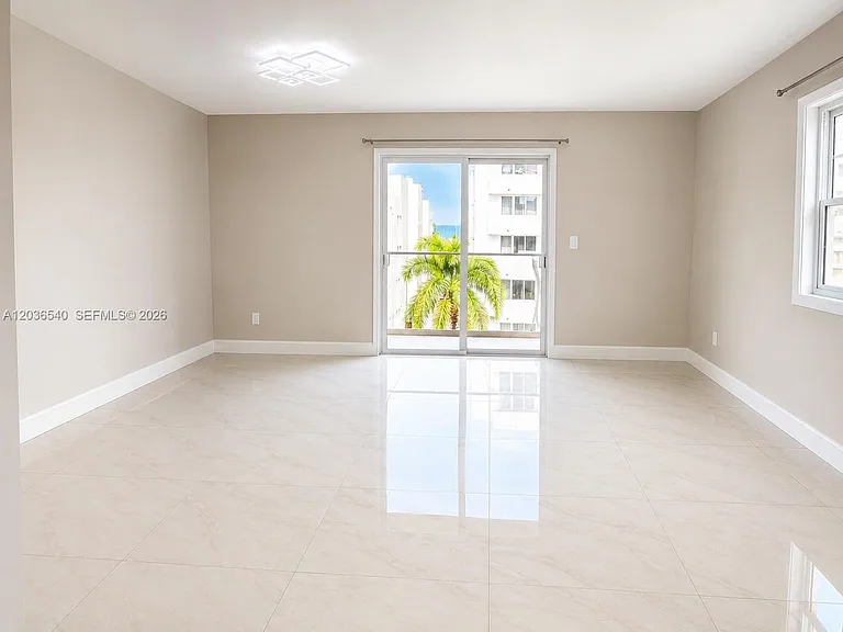 4122 Collins Ave #6A — Photo 6
