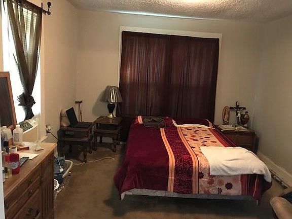 3rd image of 803 Hudgins Ave