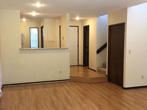 2nd image of 2522 NE 195th St APT 1