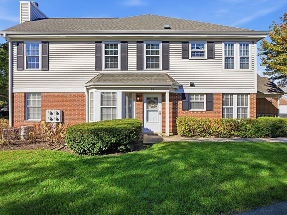 2nd image of 60 Winding Run Ln #0