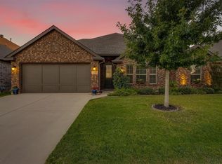 6213 Livestock Ln, Fort Worth, TX 76123