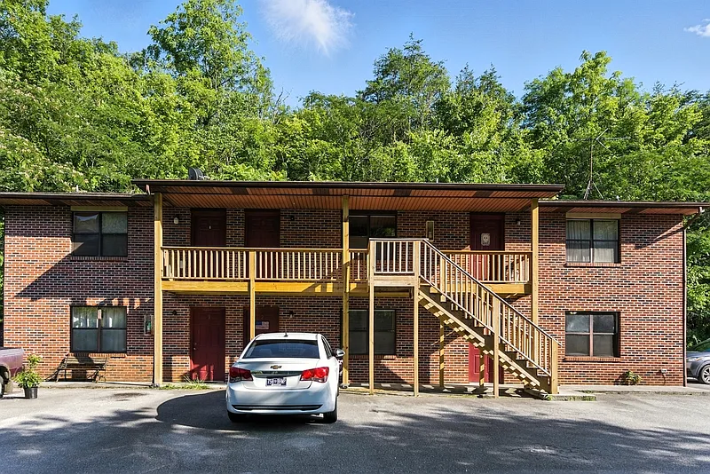 12827 Chapman Hwy #4