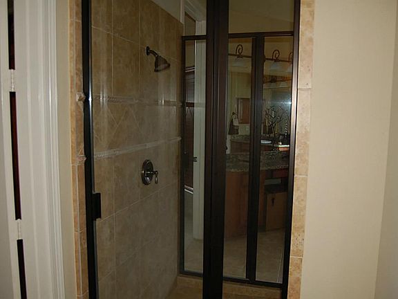   MASTER SHOWER BETWEEEN HIS AND HER OWN AREAS
