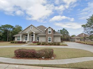4268 Conradina Dr, Gulf Breeze, FL 32563