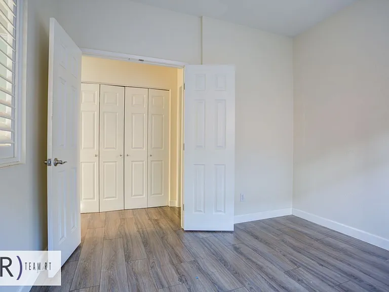 15984 Paul Ct — Photo 20