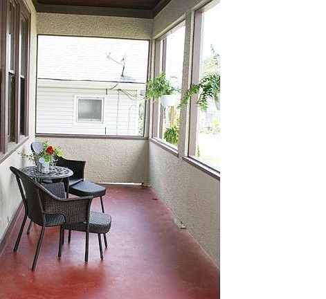 2nd image of 3616 Cleves Ave