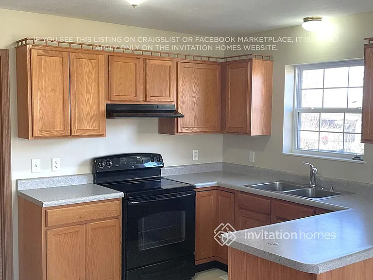 1341 Fairmount Ave — Photo 3