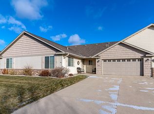 105 Nicklaus Path, Mankato, MN 56001