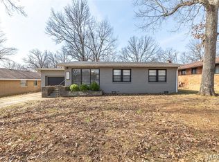 1604 Big Bend Rd, Poplar Bluff, MO 63901