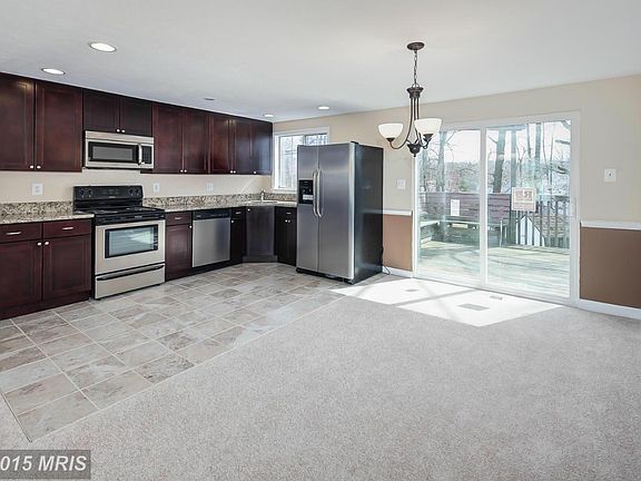 5th image of 18201 Pinecroft Ct