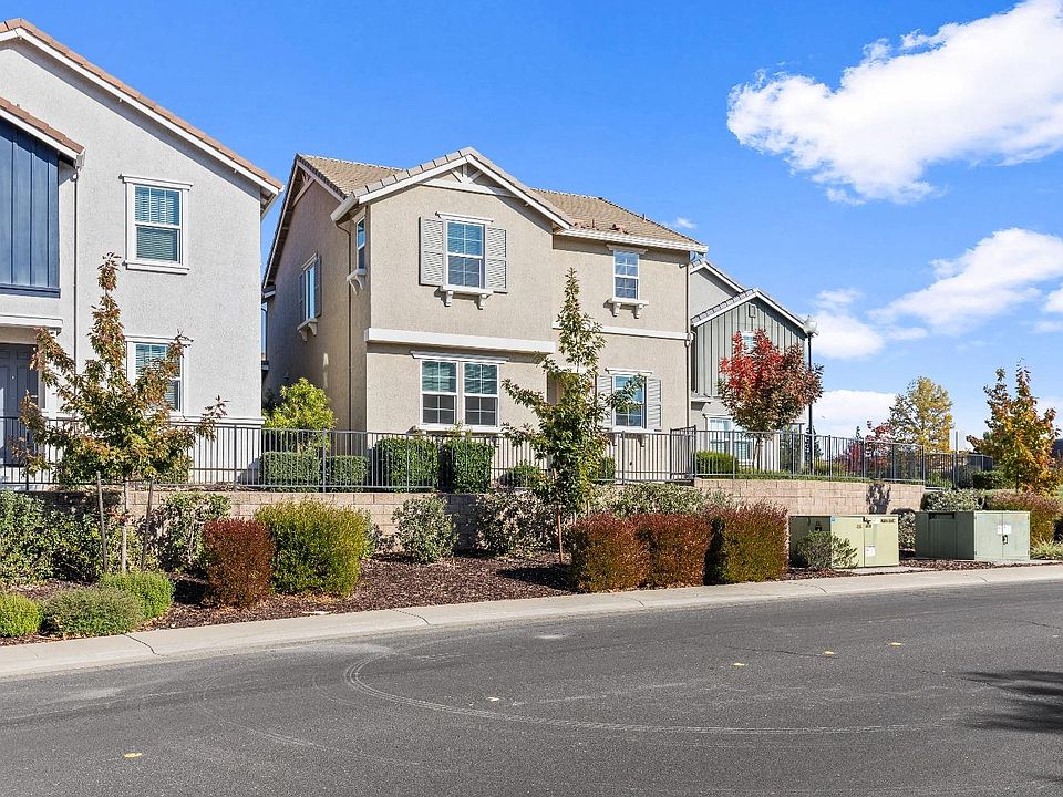 1st image of 1324 Ironside Pl